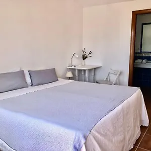 Charming 1 Bedroom With Shared Kitchen Next To Puerto Banus Apartment Marbella